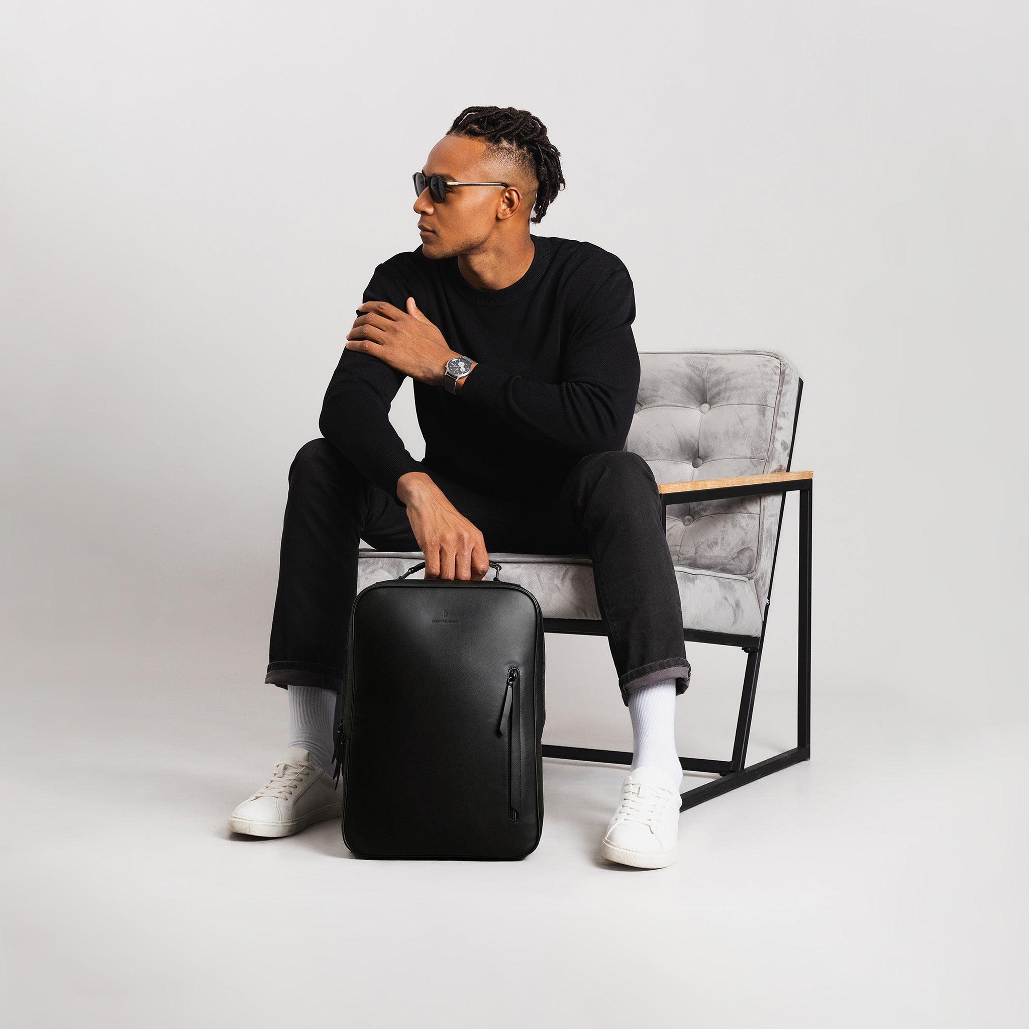 Minimalist Backpack Cactus Leather Black - Lilienthal Berlin