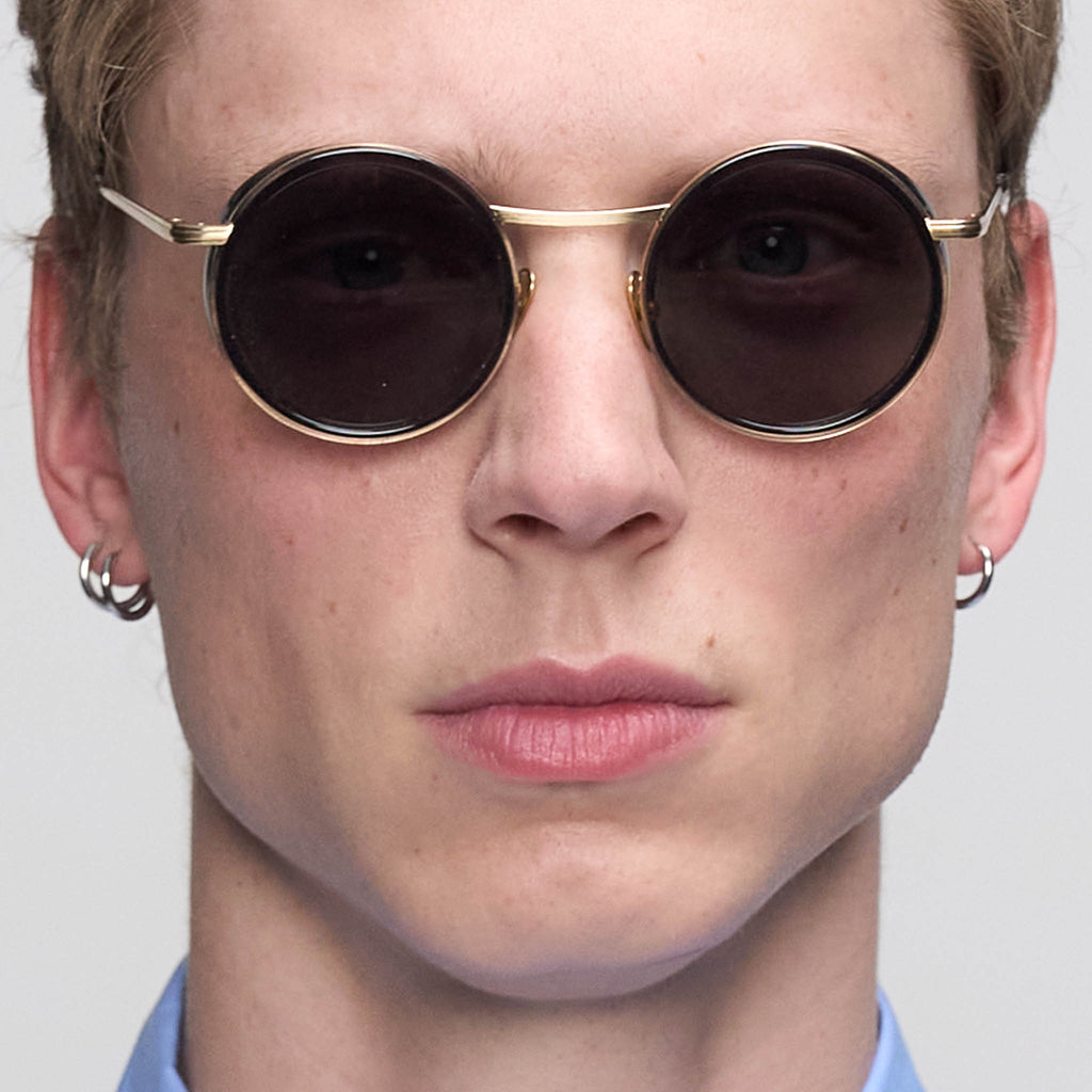 Chillwave – Brushed Gold Charcoal / Gray