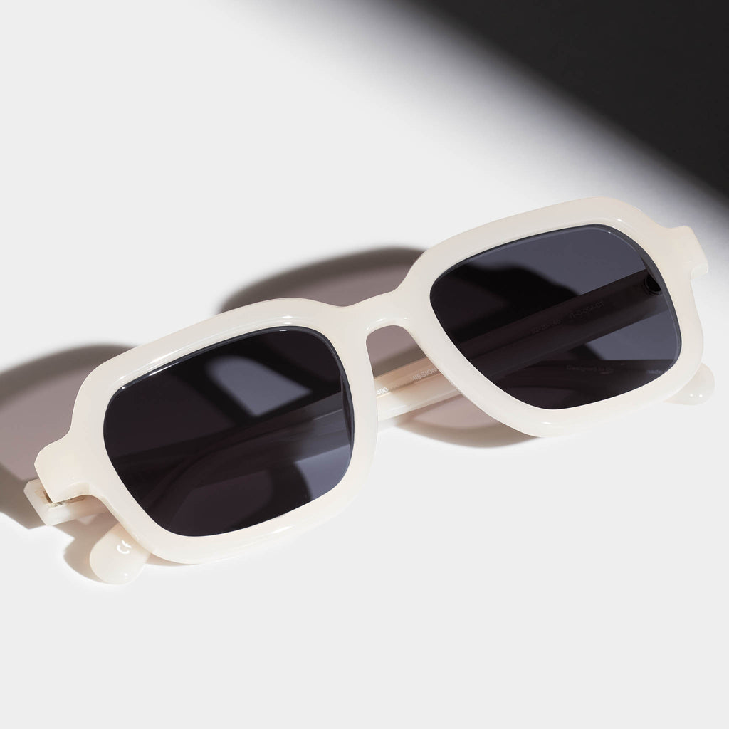 Dreamgaze II – Milky Beige / Gray