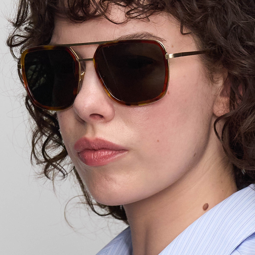 Aero Funk – Brushed Gold Brown / Green