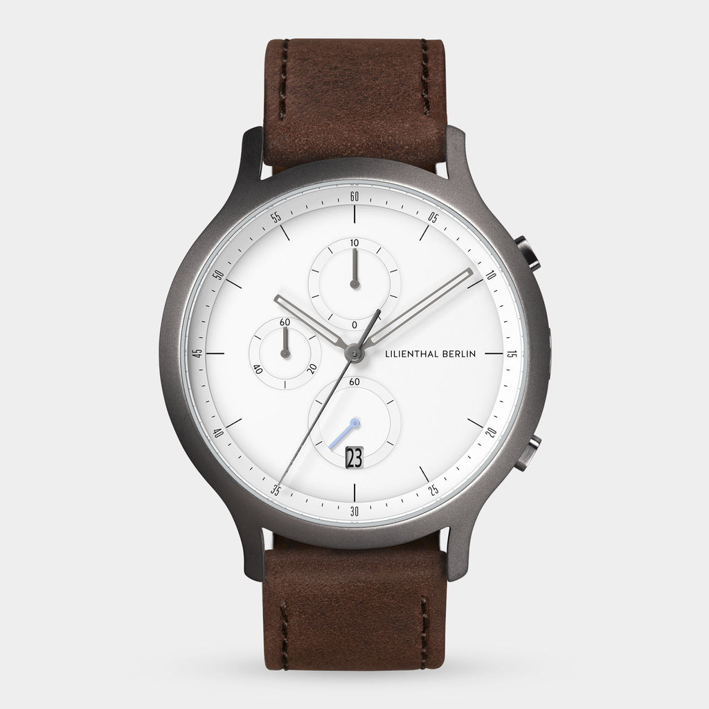 Chronograph – Dark Silver White