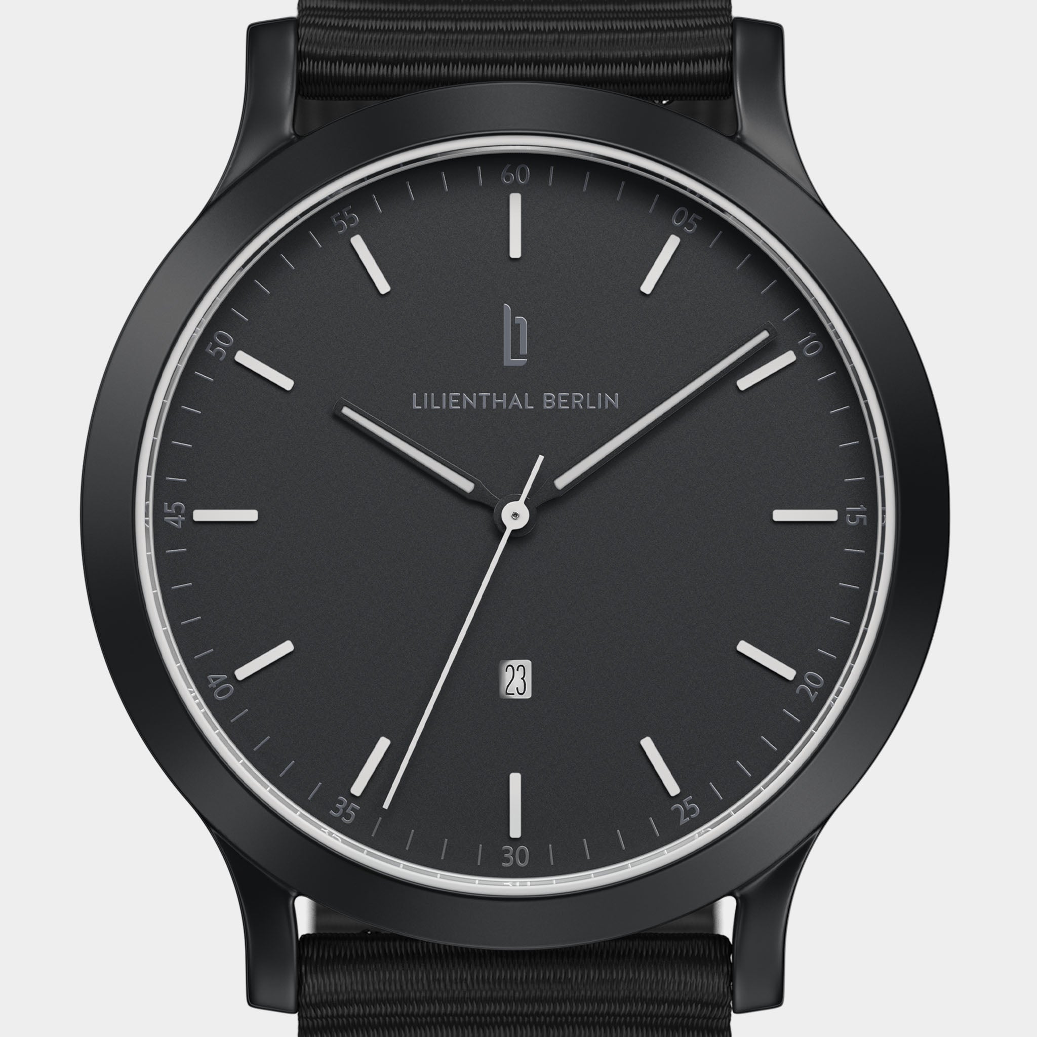 Huxley – Black White