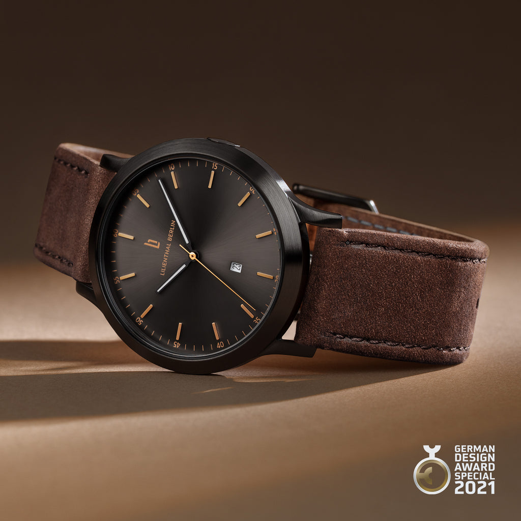 Huxley – Black Bronze