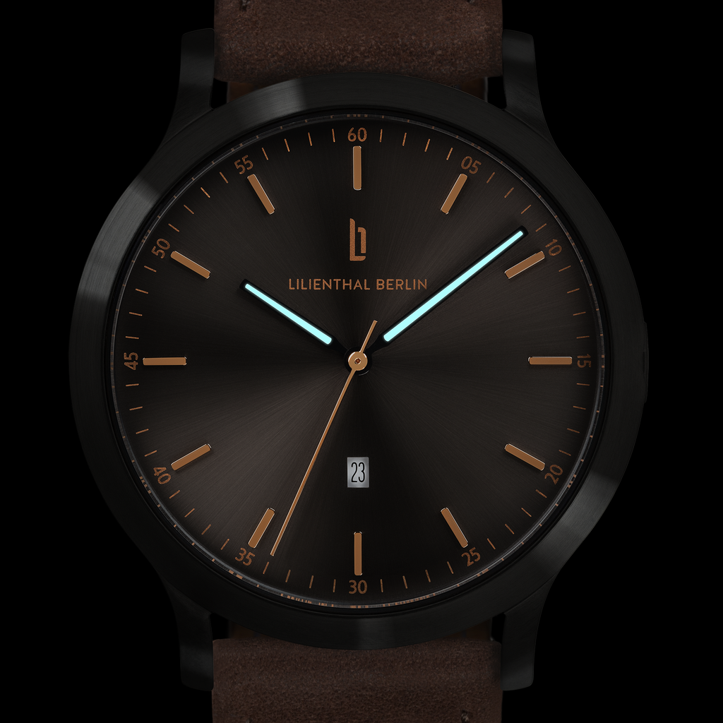 Huxley – Black Bronze