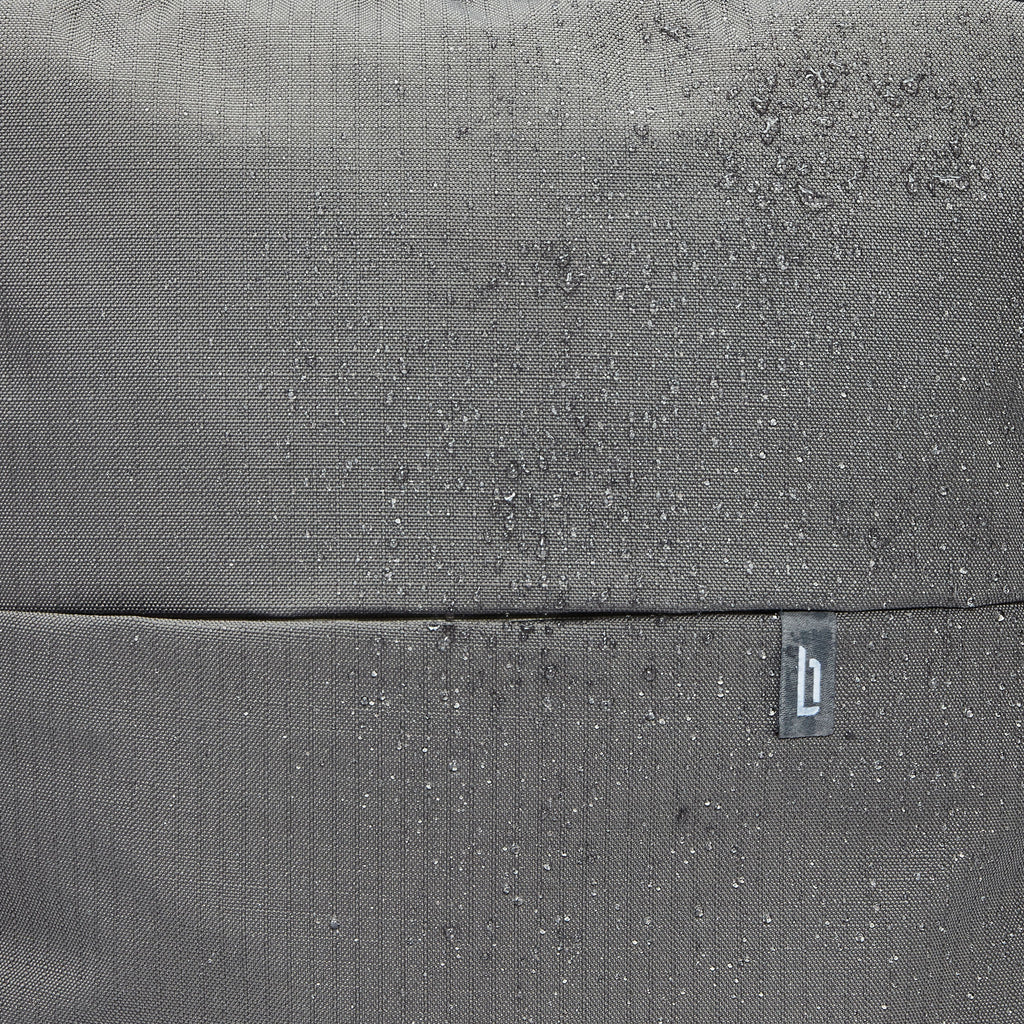 Urbaneer 3-in-1 Daypack Recycled Polyester Charcoal - Lilienthal Berlin