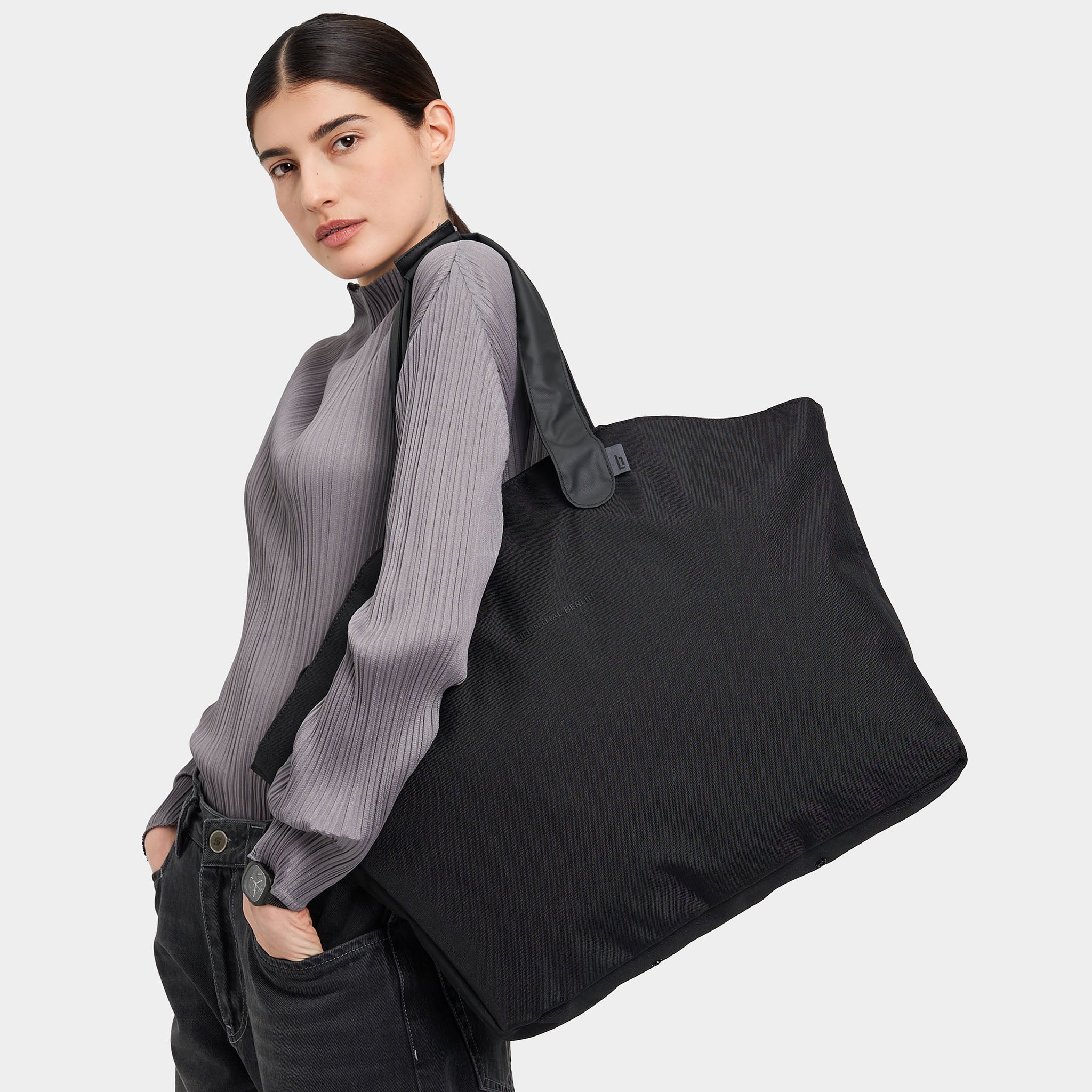 Urbaneer Tote Bag Core – Black